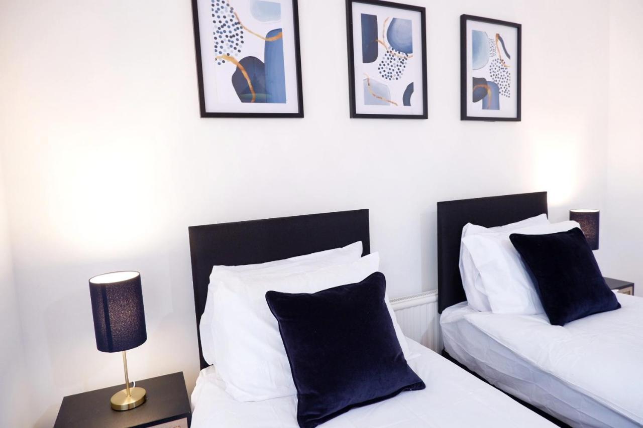 Comfortable And Cozy 4-Bedroom House Near The Hospital 캠브리지 외부 사진