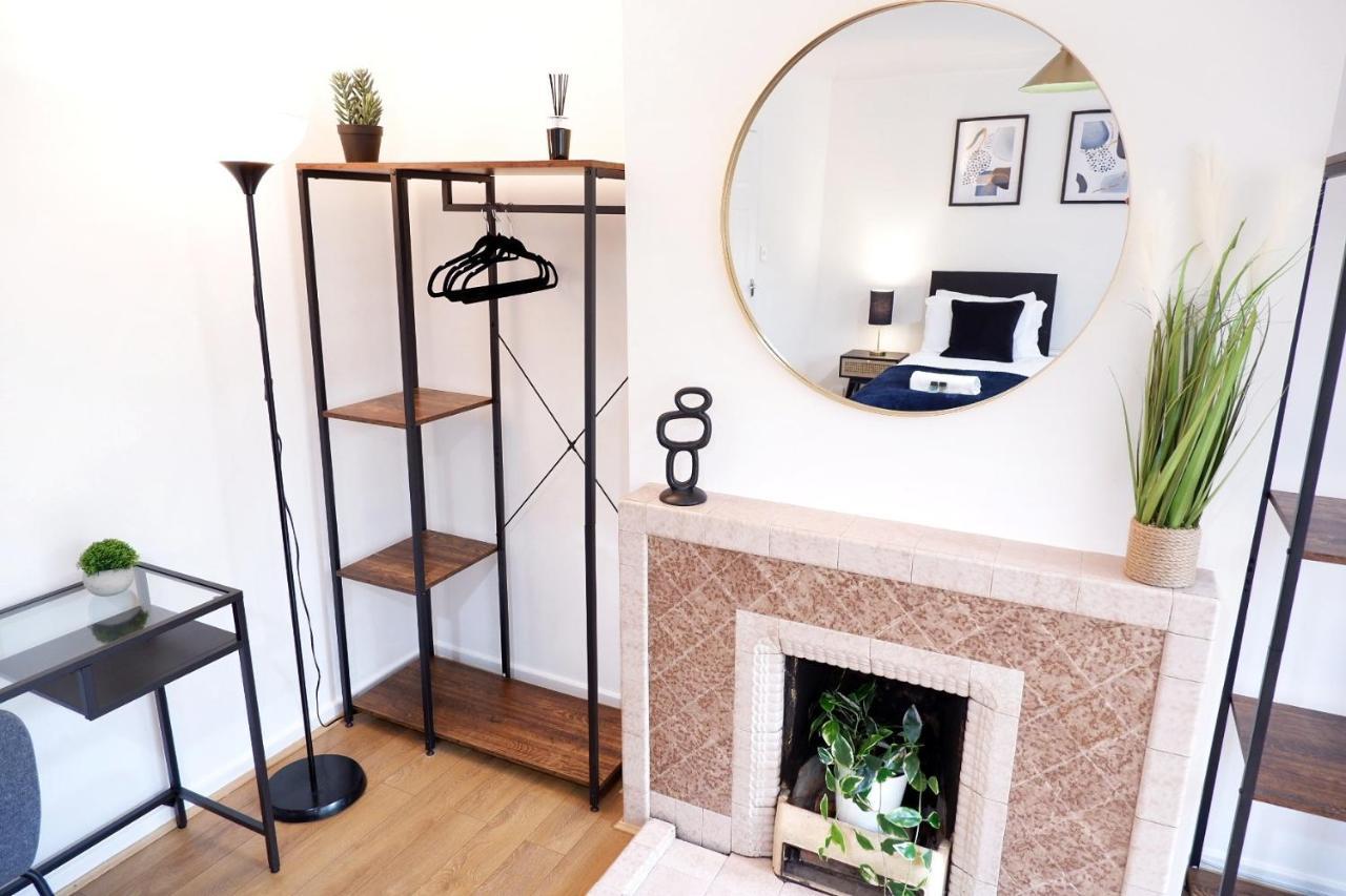 Comfortable And Cozy 4-Bedroom House Near The Hospital 캠브리지 외부 사진