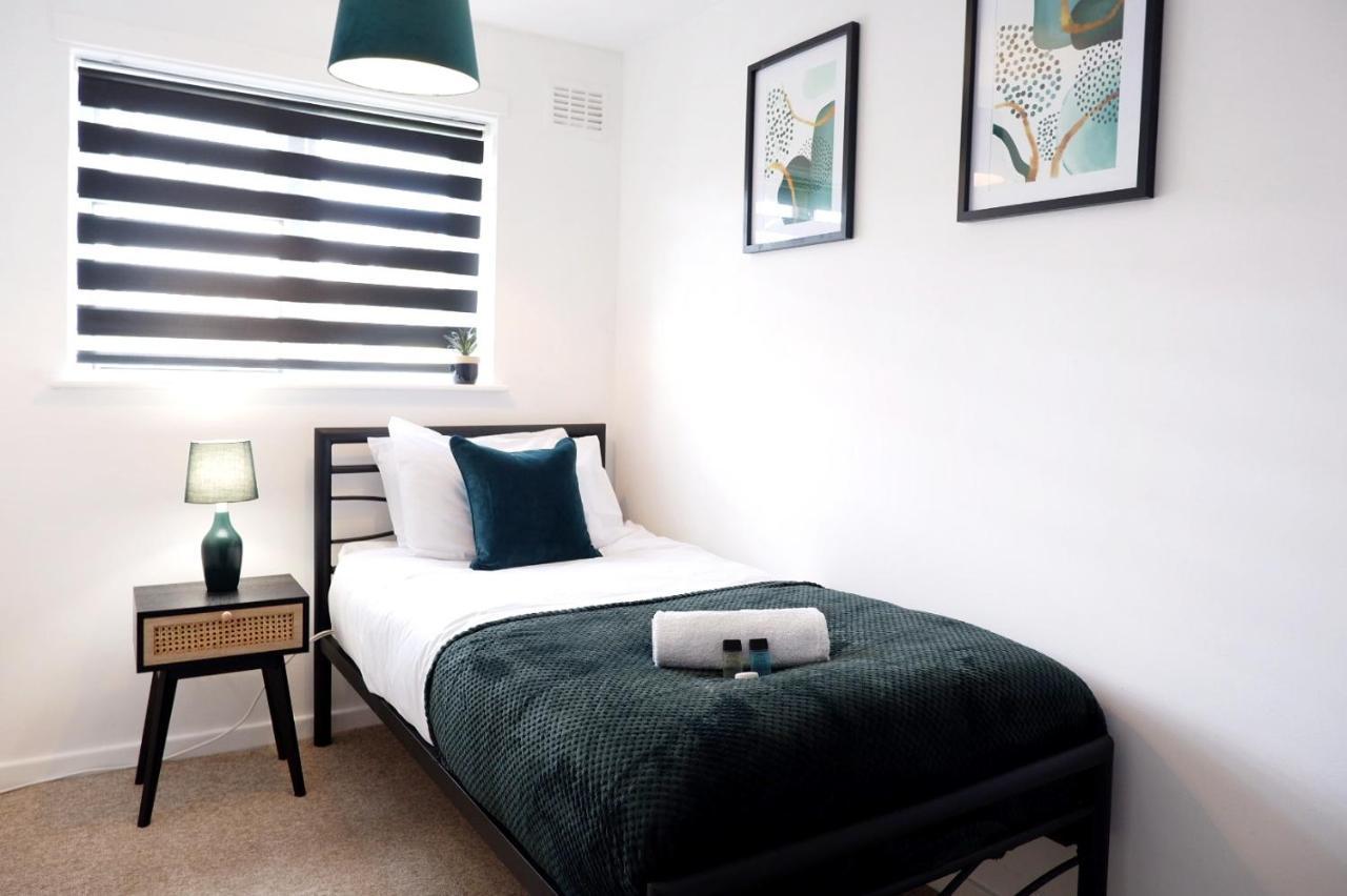Comfortable And Cozy 4-Bedroom House Near The Hospital 캠브리지 외부 사진