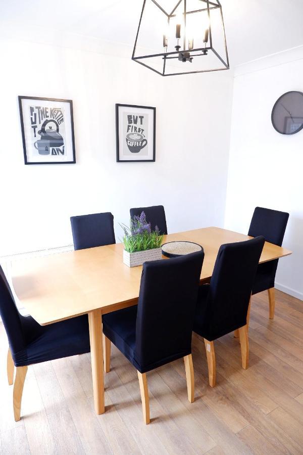 Comfortable And Cozy 4-Bedroom House Near The Hospital 캠브리지 외부 사진