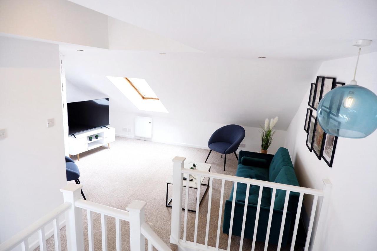 Comfortable And Cozy 4-Bedroom House Near The Hospital 캠브리지 외부 사진